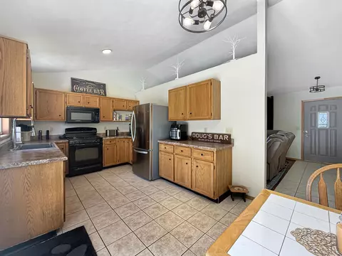761 Brookview Dr, Byron, IL 61010 photo 9