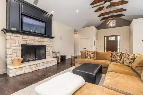 Living - 7 A152 Teepee Ct, Apple River, IL 61001 photo 1 of 5