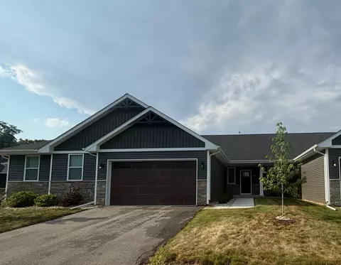 3506 N Bell School Rd, Rockford, IL 61114