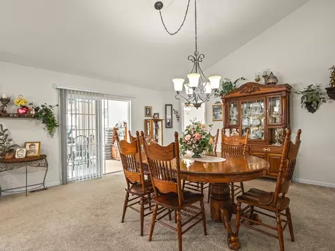 Dining - 910 Madison Ave, Mchenry, IL 60050 photo 2 of 6
