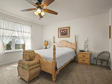 Bedroom - 910 Madison Ave, Mchenry, IL 60050 photo 1 of 3