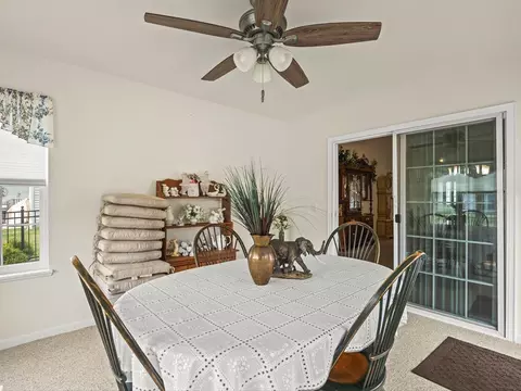 Exterior - 910 Madison Ave, Mchenry, IL 60050 photo 5 of 13