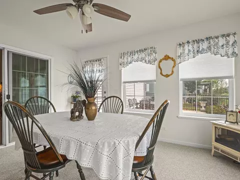 Dining - 910 Madison Ave, Mchenry, IL 60050 photo 6 of 6