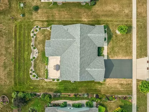 View/Area - 910 Madison Ave, Mchenry, IL 60050 photo 5 of 5