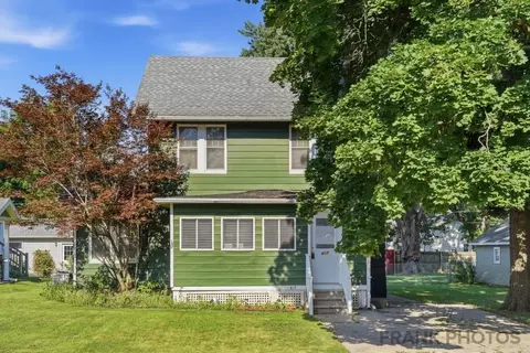 417 2nd Ave, Dixon, IL 61021 photo 2