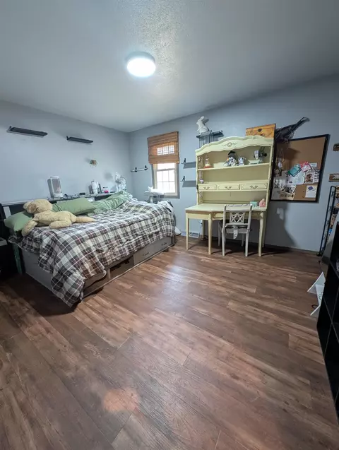 Bedroom - 4367 Straw Ln, Roscoe, IL 61073 photo 2 of 2