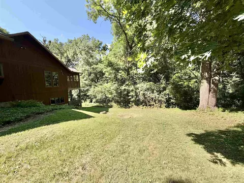 Exterior - 21 Timber Shore Dr # -9, Lanark, IL 61046 photo 6 of 15
