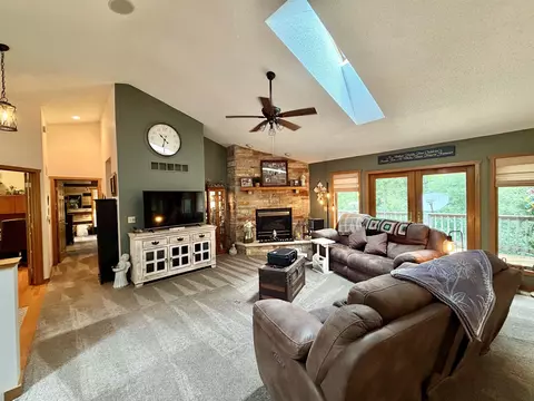 Living - 21 Timber Shore Dr # -9, Lanark, IL 61046 photo 1 of 3