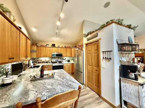 Kitchen - 21 Timber Shore Dr # -9, Lanark, IL 61046 photo 4 of 4