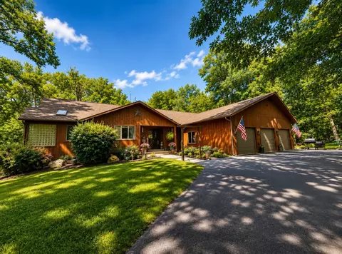 21 Timber Shore Dr # -9, Lanark, IL 61046