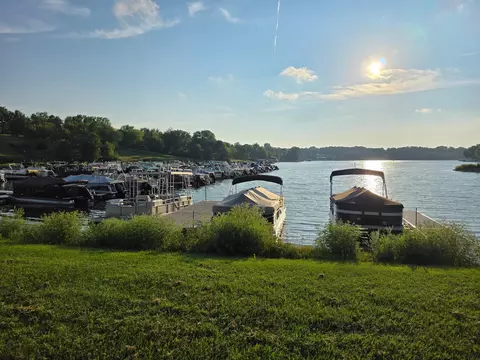 View/Area - 21 Timber Shore Dr # -9, Lanark, IL 61046 photo 1 of 2
