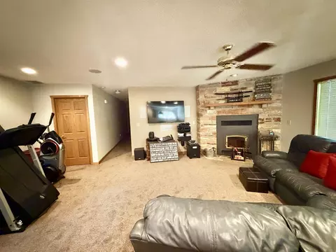 Living - 21 Timber Shore Dr # -9, Lanark, IL 61046 photo 2 of 3
