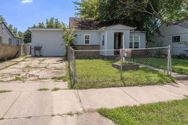 3518 Blackstone Ave, Rockford, IL 61101