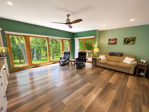 Living - 7328 Kinnikinnick Dr, Roscoe, IL 61073 photo 11 of 14
