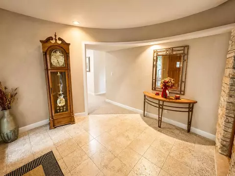 Entry Way - 7328 Kinnikinnick Dr, Roscoe, IL 61073 photo 2 of 2