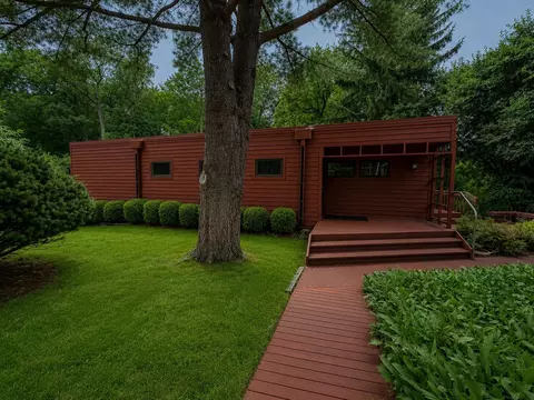 Exterior - 7328 Kinnikinnick Dr, Roscoe, IL 61073 photo 13 of 17