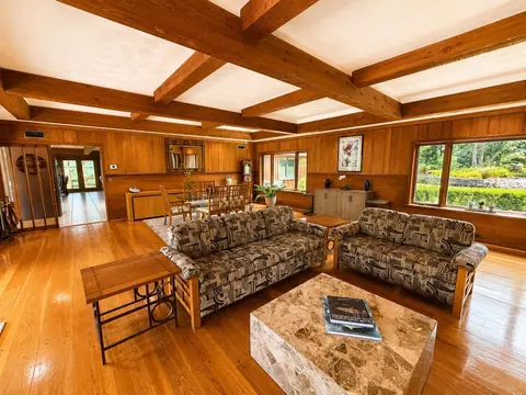 Living - 7328 Kinnikinnick Dr, Roscoe, IL 61073 photo 5 of 14
