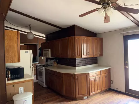 Kitchen - 1367 Robert Dr, Freeport, IL 61032 photo 1 of 2