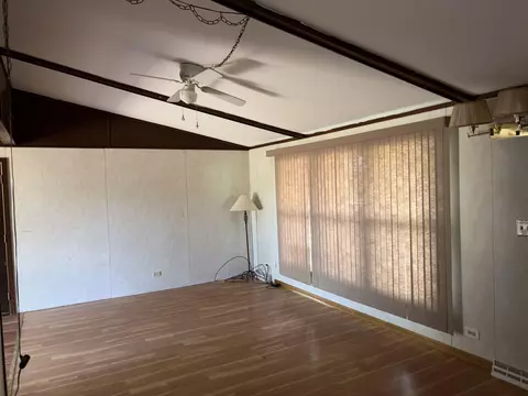 Living - 1367 Robert Dr, Freeport, IL 61032 photo 3 of 3