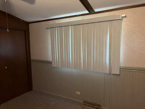 Bedroom - 1367 Robert Dr, Freeport, IL 61032 photo 1 of 1