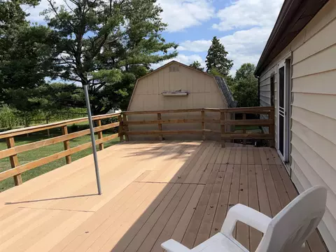 Exterior - 1367 Robert Dr, Freeport, IL 61032 photo 2 of 2