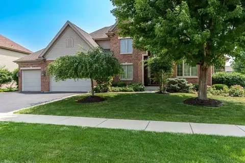 1695 Divine Dr, Rockford, IL 61107