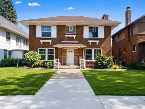1333 Camp Ave, Rockford, IL 61103