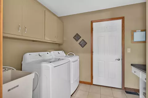 2841 Emerald Dr, Ottawa, IL 61350 photo 53