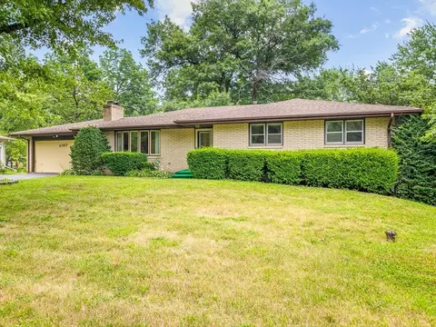 4367 Shorewood Dr, Rockford, IL 61101