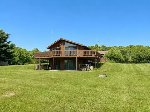 19-28 Hidden Valley Dr, Lanark, IL 61046