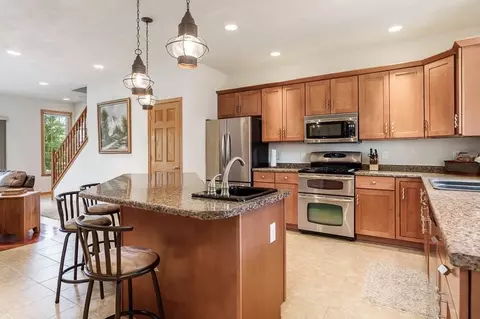 Kitchen - 11101 Edgemere Ter, Roscoe, IL 61073 photo 1 of 5