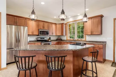 Kitchen - 11101 Edgemere Ter, Roscoe, IL 61073 photo 5 of 5