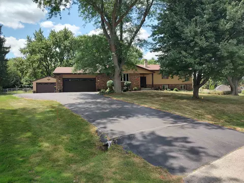 7625 Quiet Close Close, Rockford, IL 61114
