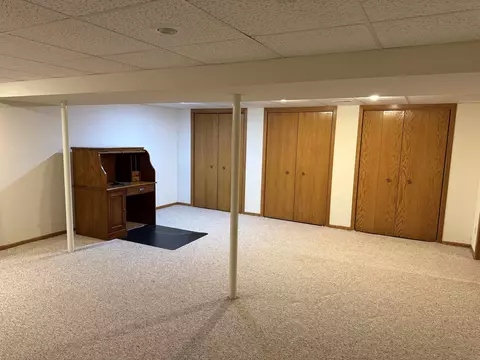 Other - 2109 W Cimarron Dr, Freeport, IL 61032 photo 5 of 8