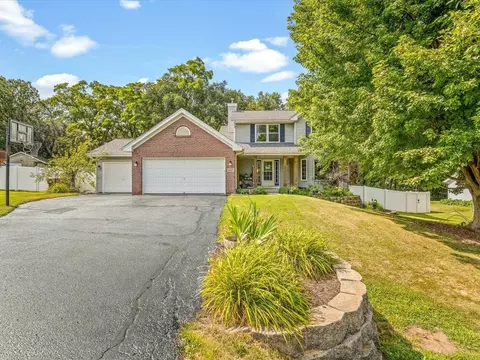 6937 N Summit Dr, Byron, IL 61010 photo 2
