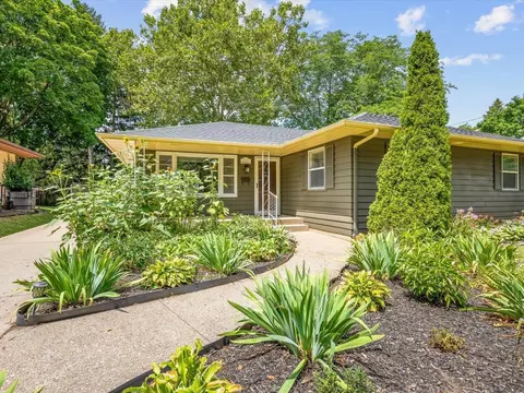 2331 Richard Ave, Rockford, IL 61108