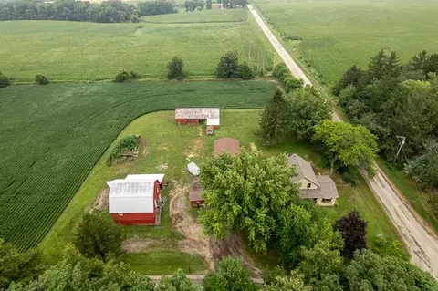 View/Area - 7018 Best Rd, Pecatonica, IL 61063 photo 7 of 10