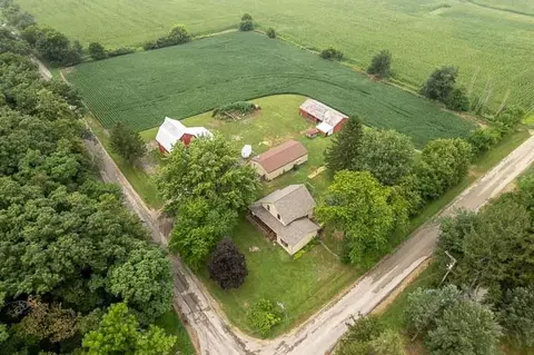 View/Area - 7018 Best Rd, Pecatonica, IL 61063 photo 8 of 10
