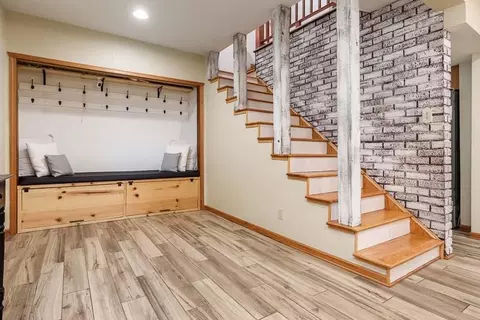Entry Way - 7018 Best Rd, Pecatonica, IL 61063 photo 8 of 8