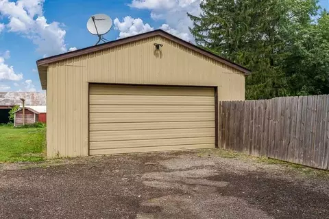Exterior - 7018 Best Rd, Pecatonica, IL 61063 photo 1 of 10