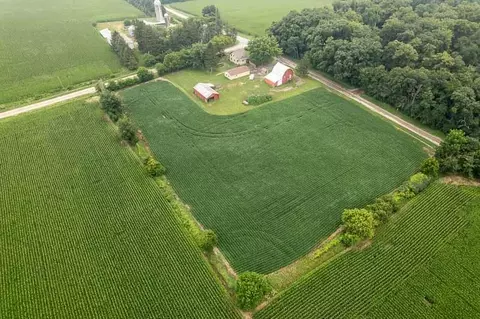 View/Area - 7018 Best Rd, Pecatonica, IL 61063 photo 2 of 10