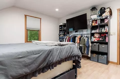 Bedroom - 7018 Best Rd, Pecatonica, IL 61063 photo 3 of 10