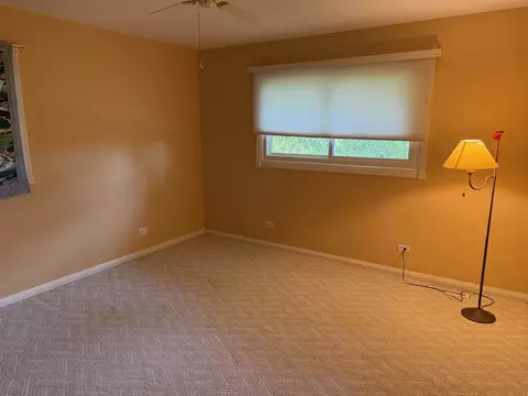 Bedroom - 2282 Shepard Dr, Freeport, IL 61032 photo 3 of 5