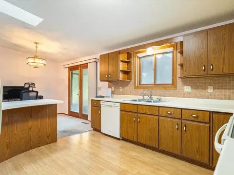 336 Forestcliff Cir, Lake Summerset, IL 61019 photo 10