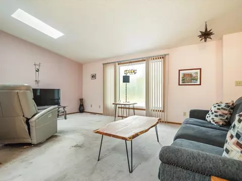 336 Forestcliff Cir, Lake Summerset, IL 61019 photo 16