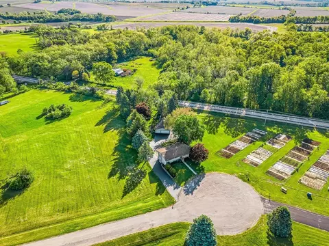 View/Area - 1659 Larchmont Rd, Lake Summerset, IL 61019 photo 2 of 6