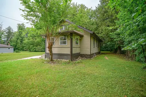 136 Lexington Ave, Rockford, IL 61102