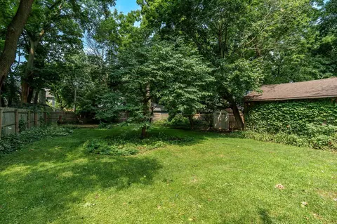 1010 Center St, Elgin, IL 60120 photo 42