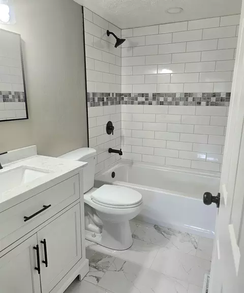 Bath - 421 E Main St, Rockton, IL 61072 photo 1 of 2