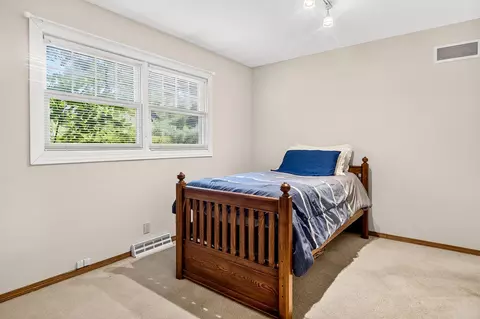 Bedroom - 7767 Northgate Rd, Roscoe, IL 61073 photo 6 of 9
